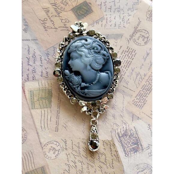 Cameo Jewelry - Elegant Gray Cameo Brooch Pendant with Rhinestone Frame & Teardrop Dangle